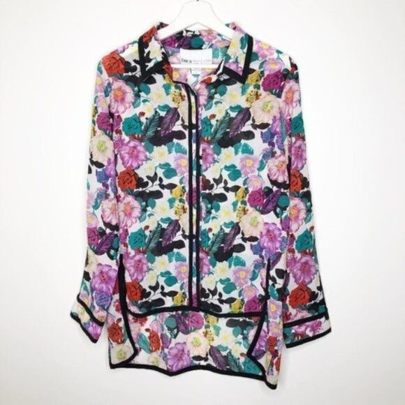 Bar III Tops - BAR III FRONT ROW Floral Blouse 